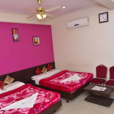 Raj Residency Hotel Мисор Екстериор снимка