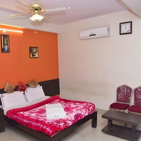 Raj Residency Hotel Мисор Екстериор снимка