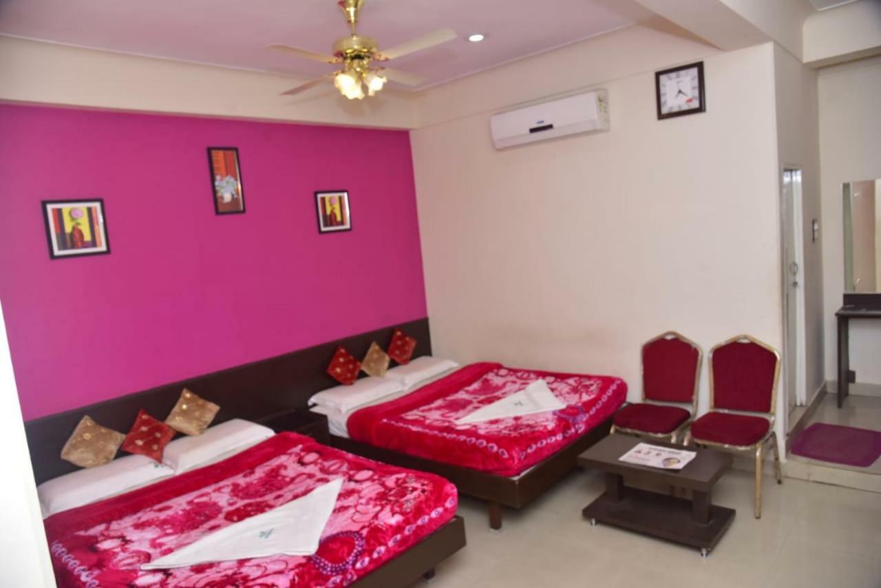 Raj Residency Hotel Мисор Екстериор снимка