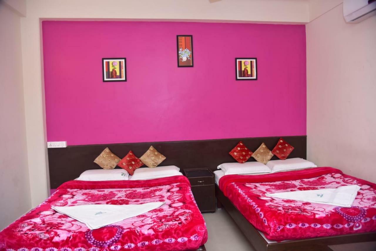Raj Residency Hotel Мисор Екстериор снимка