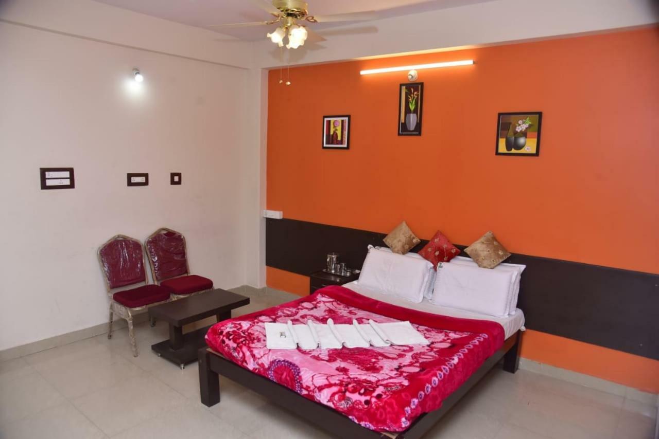 Raj Residency Hotel Мисор Екстериор снимка